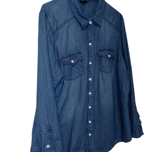 Torrid Button Down - Picture 2 of 7